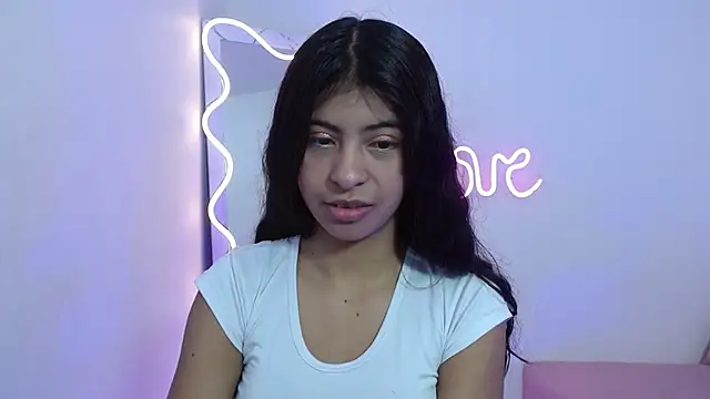 Sandyy tay online show from November 19, 11:21 am