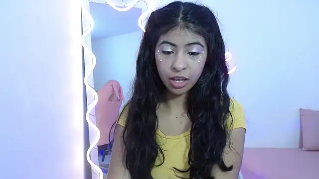 Sandyy tay online show from November 22, 11:42 am