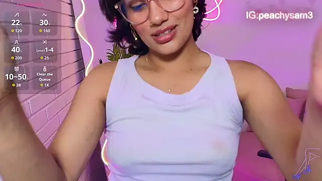 PEACHY TAY online show from November 26, 12:05 pm