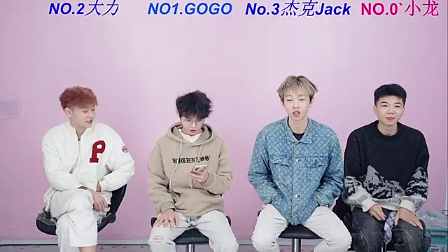 Beautifulboys-999 online show from December 1, 7:42 am