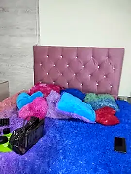 PamelaBoobs online show from April 17, 9:17 pm