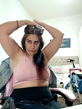 nahiarabiel33 online show from November 11, 1:50 pm