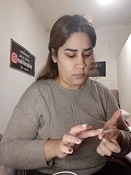 Snapshot of nahiarabiel33 chatting on June 16, 7:14 pm nahiarabiel33 online show from June 16, 7:14 pm