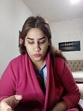 Snapshot of nahiarabiel33 chatting on June 17, 6:18 pm nahiarabiel33 online show from June 17, 6:18 pm