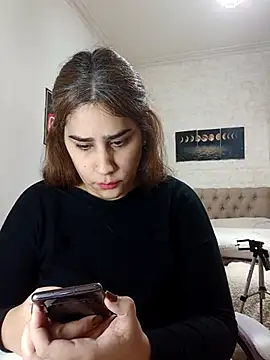 Snapshot of nahiarabiel33 chatting on July 3, 5:41 pm nahiarabiel33 online show from July 3, 5:41 pm