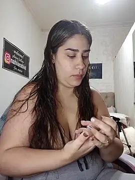 Snapshot of nahiarabiel33 chatting on June 7, 5:29 pm nahiarabiel33 online show from June 7, 5:29 pm