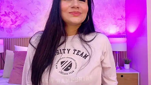 ValeriaMonet online show from June 2, 7:36 pm