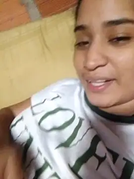 alana-silva online show from March 15, 11:56 pm