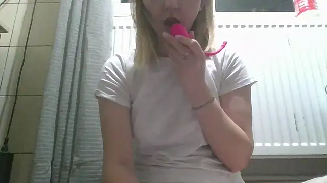 dirty sasha00 online show from April 17, 2:36 am