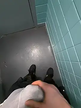 seulementme online show from February 26, 11:43 am