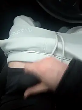 seulementme online show from February 1, 4:16 pm