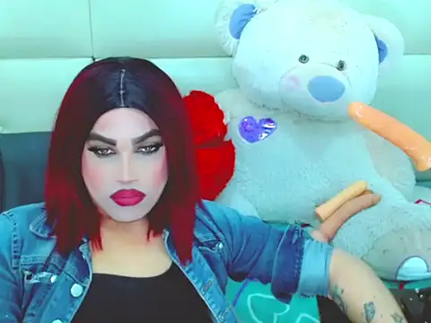 NharaBigCock online show from May 26, 12:36 pm