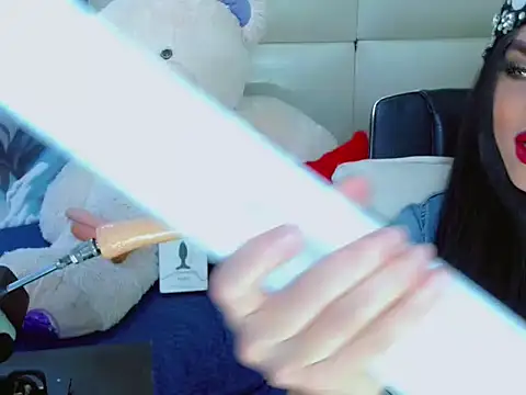 Snapshot of NharaBigCock chatting on November 4, 7:39 pm NharaBigCock online show from November 4, 7:39 pm