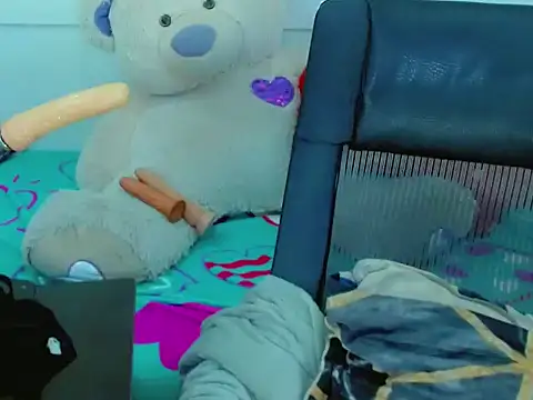 NharaBigCock online show from March 16, 6:54 pm