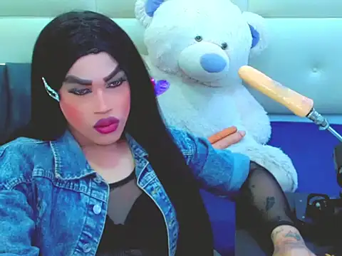 NharaBigCock online show from March 28, 7:26 pm