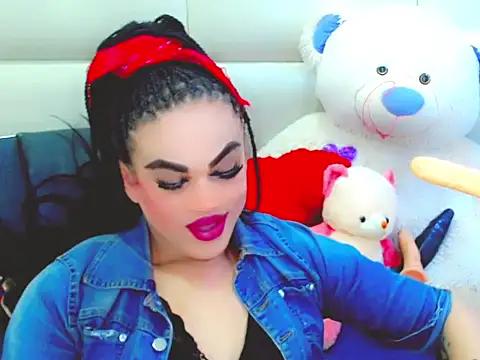 NharaBigCock online show from December 16, 7:40 pm