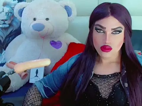 NharaBigCock online show from November 7, 4:00 pm