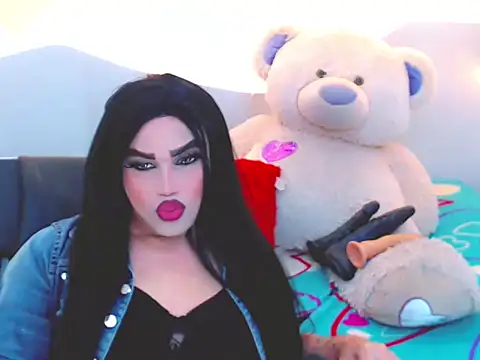 NharaBigCock online show from April 17, 6:55 pm