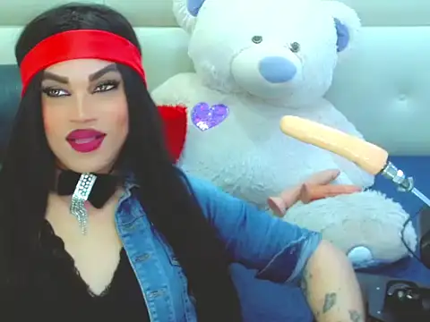 Snapshot of NharaBigCock chatting on February 22, 7:48 pm NharaBigCock online show from February 22, 7:48 pm