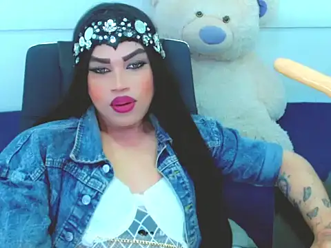 NharaBigCock online show from March 25, 6:51 pm