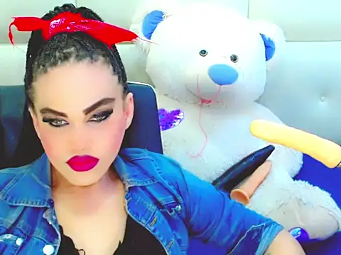 NharaBigCock online show from December 18, 7:40 pm