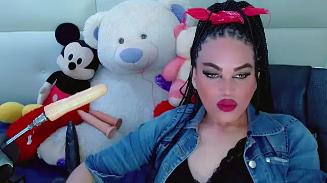 NharaBigCock online show from November 26, 6:19 pm