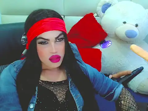 Snapshot of NharaBigCock chatting on January 14, 7:17 pm NharaBigCock online show from January 14, 7:17 pm