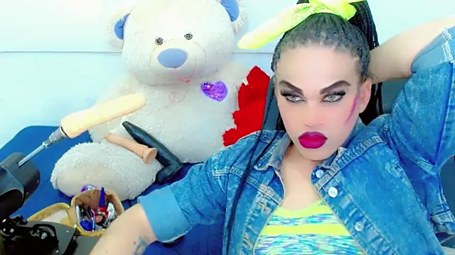 NharaBigCock online show from December 14, 8:03 pm