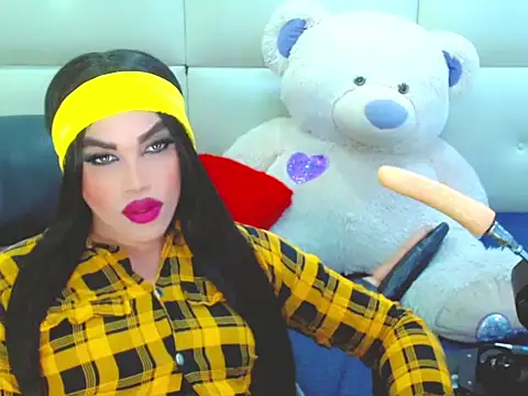 Snapshot of NharaBigCock chatting on January 10, 7:42 pm NharaBigCock online show from January 10, 7:42 pm