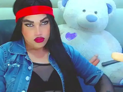 Snapshot of NharaBigCock chatting on February 23, 6:30 pm NharaBigCock online show from February 23, 6:30 pm