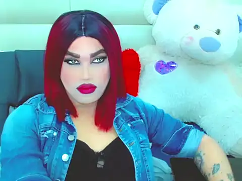 NharaBigCock online show from May 28, 1:17 pm