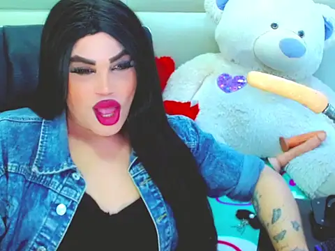 NharaBigCock online show from March 8, 8:12 pm