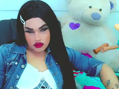 NharaBigCock online show from March 13, 6:46 pm