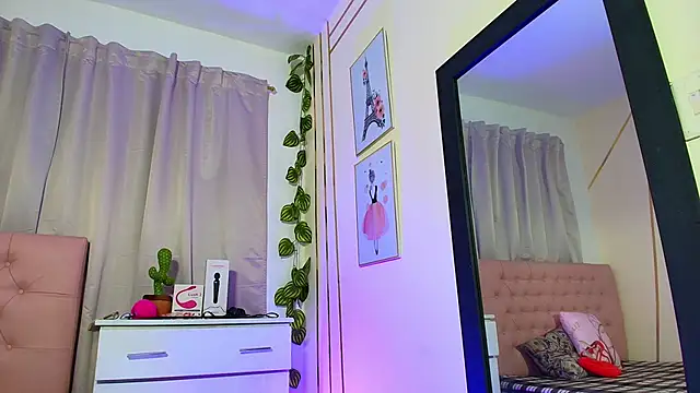 Lulu swarts online show from May 19, 11:34 pm