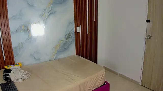 kendra lovv online show from February 17, 12:02 pm