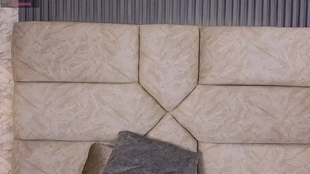 violett fowlerxx online show from February 28, 4:45 am