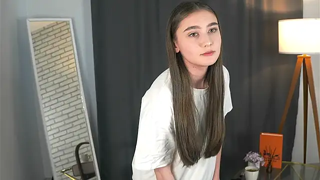 Snapshot of AriannaSemke chatting on November 6, 3:54 am AriannaSemke online show from November 6, 3:54 am