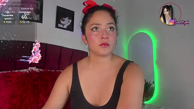 Snapshot of Scarlett_Jank chatting on April 24, 7:49 pm Scarlett Jank online show from April 24, 7:49 pm