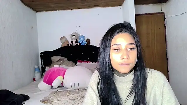 lyam ebony  online show from April 5, 9:49 am