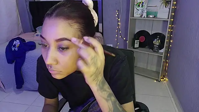 lyam ebony  online show from November 16, 7:51 pm