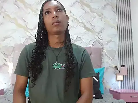 MiaCoock online show from January 10, 1:39 pm