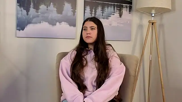 Snapshot of TeriRazey chatting on November 5, 3:53 am TeriRazey online show from November 5, 3:53 am