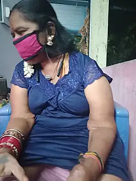 Snapshot of savithasree chatting on July 5, 4:58 pm savithasree online show from July 5, 4:58 pm