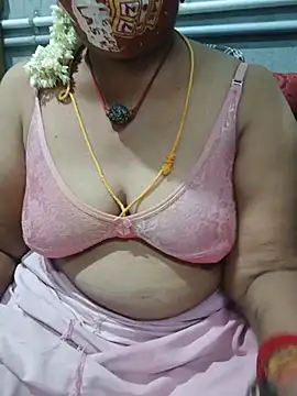 Snapshot of savithasree chatting on July 7, 8:01 pm savithasree online show from July 7, 8:01 pm