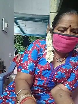 Snapshot of savithasree chatting on July 1, 4:29 pm savithasree online show from July 1, 4:29 pm