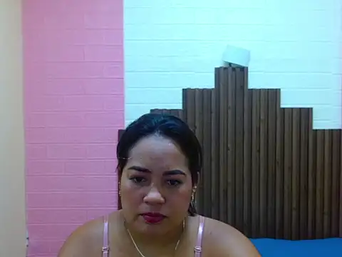 Bella Summers  online show from November 11, 2:12 pm