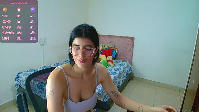 Kassandra 0304 online show from May 14, 12:24 pm