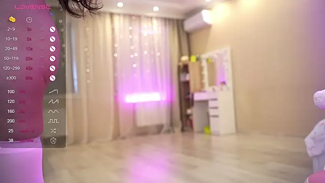 Bananalizzy online show from April 3, 10:54 am