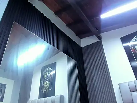 Caitlyn-Joness  online show from March 13, 8:25 pm