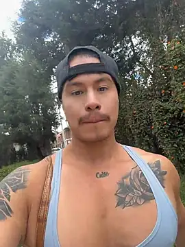 RaySullivan online show from April 12, 4:32 pm